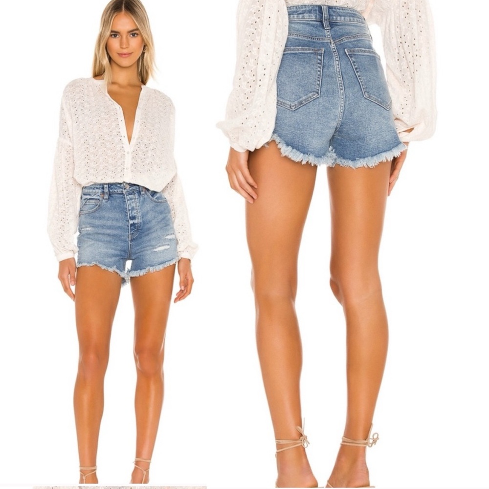 Free People X We The Free Curvy Vintage High‎ Rise Short size 25